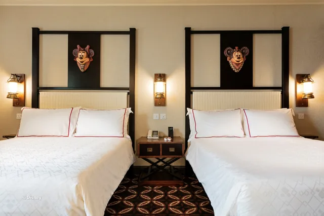 غرفة قياسية بسريرين منفصلين، Disney Explorers Lodge 2/2
