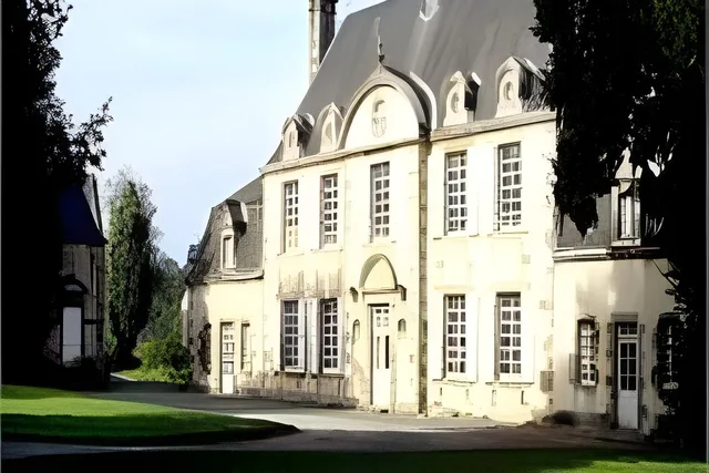 HOTEL LA MARJOLAINE، Mayenne 1/33