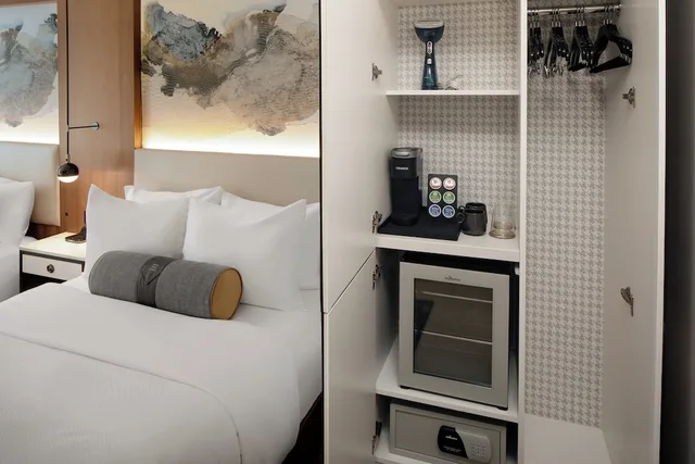 غرفة قياسية بسرير فردي، Hotel Indigo NYC Downtown - Wall Street 1/3