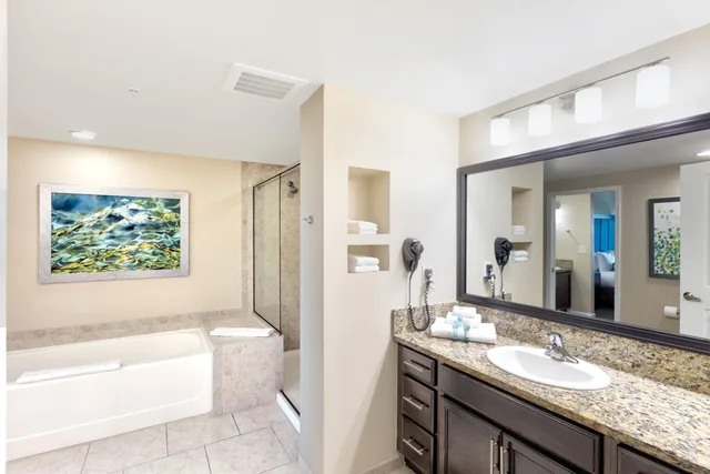 1 Bedroom, Suite, Fireworks View, Kitchen, Vacation Village At Parkway 2/6