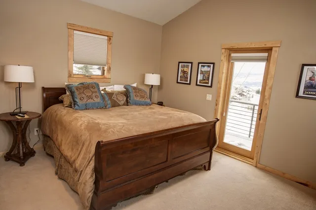 4 Bedrooms, Luxury, House, King Bed, 3 Queen Beds, Mountain View، Spring Creek Ranch 2/3
