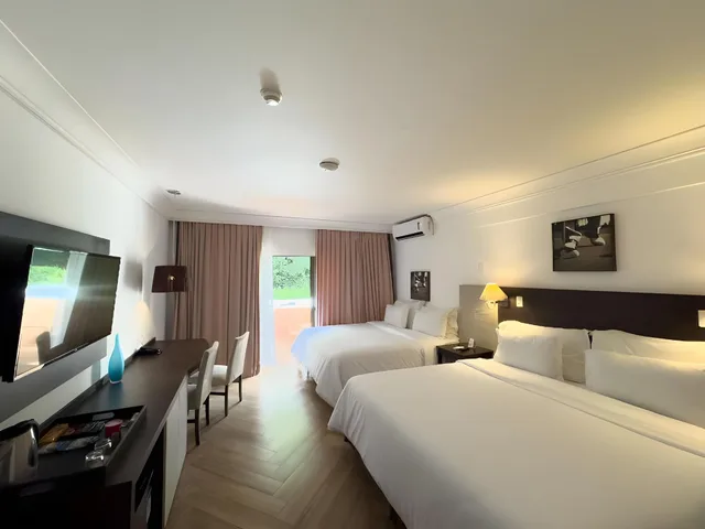 غرفة بريميير رباعية بسريرين كوين، Wish Foz do Iguacu Resort 1/1