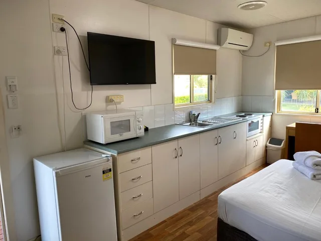 فيلا بسرير مزدوج، CHINCHILLA MOTOR INN 5/6