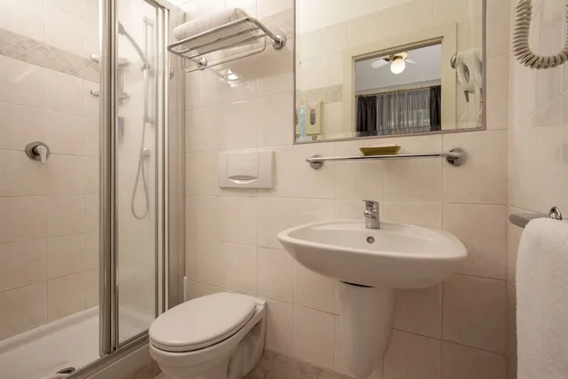 غرفة بسرير مزدوج، Hotel Dorica 3/4