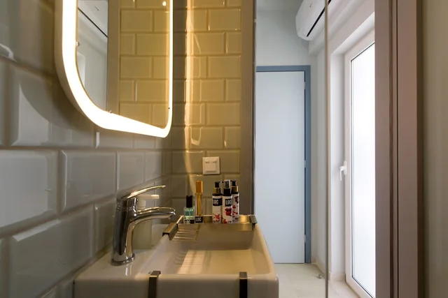 1 Bedroom, Suite, 1 King and 1 Single Beds, City View, Loc Aparthotel Annunziata 9/9