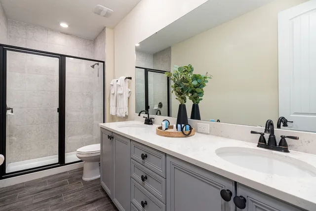 Deluxe, Town House, Quadruple, 1 King and 2 Queen Beds, Single Bed, Sofa، Margaritaville Cottages Orlando 4/4