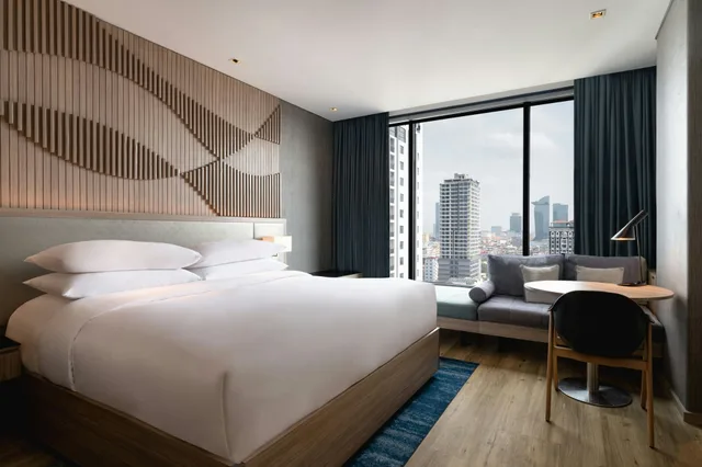 غرفة ديلوكس، Courtyard Phnom Penh 2/3