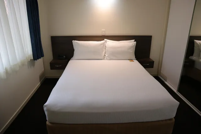 فيلا بسرير فردي بـ3 غرف نوم، Quality Hotel Robertson Gardens 4/8