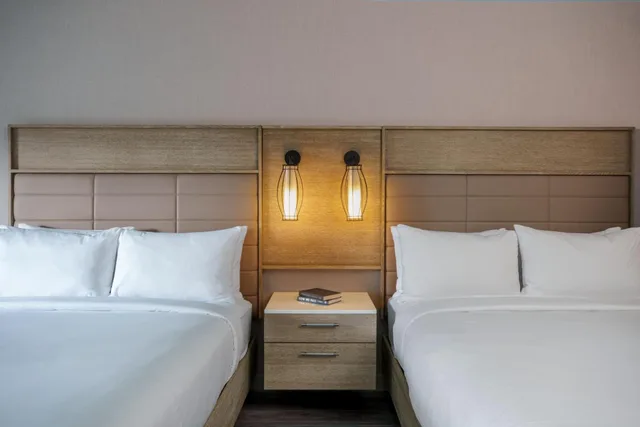 غرفة بسريرين كوين، Renaissance St Augustine Historic Downtown Hotel 3/9