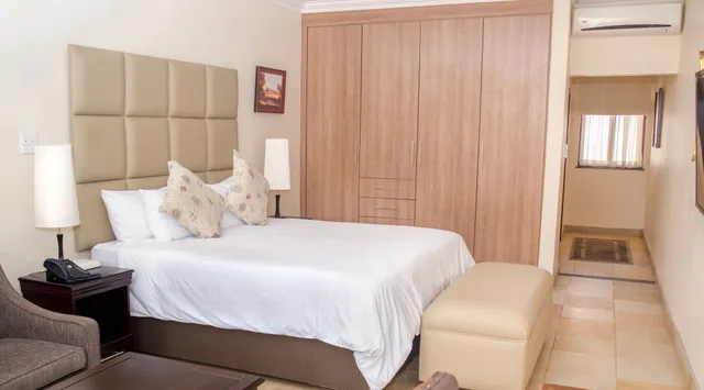 غرفة قياسية بسرير كينج في الطابق الأرضي، Gardenia Boutique Hotel 2/5