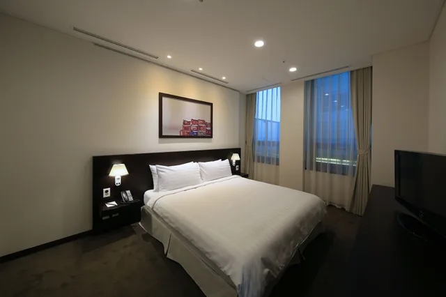 شقة بسرير كينج بغرفة نوم واحدة بمطبخ، Orakai Insadong Suites 3/6