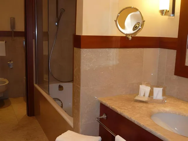 غرفة قياسية ثلاثية بثلاثة أسرّة، Starhotels Terminus 10/10