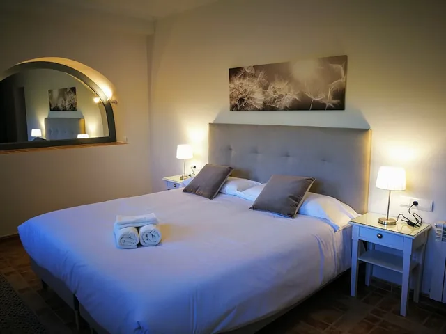 غرفة ديلوكس بسرير كوين، Hotel Ronda Moments 3/6
