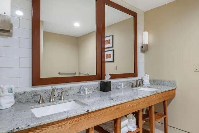 جناح بسريرين كينج، Comfort Suites Lubbock TX 4/5