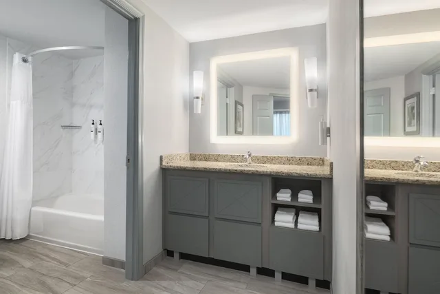 جناح ديلوكس بسريرين كوين بغرفة نوم واحدة بمطبخ، Homewood Suites By Hilton Williamsburg 5/5
