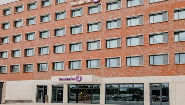غرفة تُحدَّد عند الوصول، Premier Inn Karlsruhe City Am Wasserturm 1/1