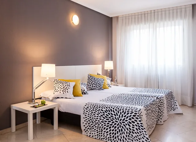 غرفة قياسية بسرير مزدوج، Sercotel Togumar 2/8
