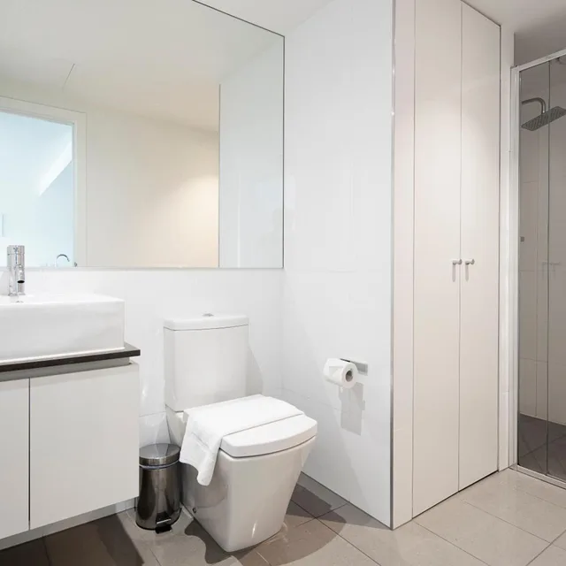 1 Bedroom, Apartment, Balcony, RNR Serviced Apartments North Melbourne 6/10