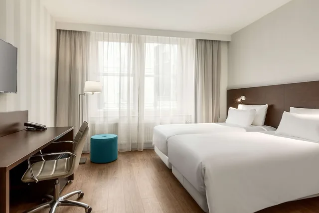 New Style, Standard, Queen Bed، Nh City Centre Amsterdam 6/8