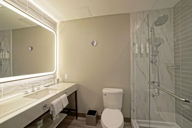 غرفة بسريرين كوين بإطلالة على المدينة، Marriott Fort Lauderdale Airport 6/7