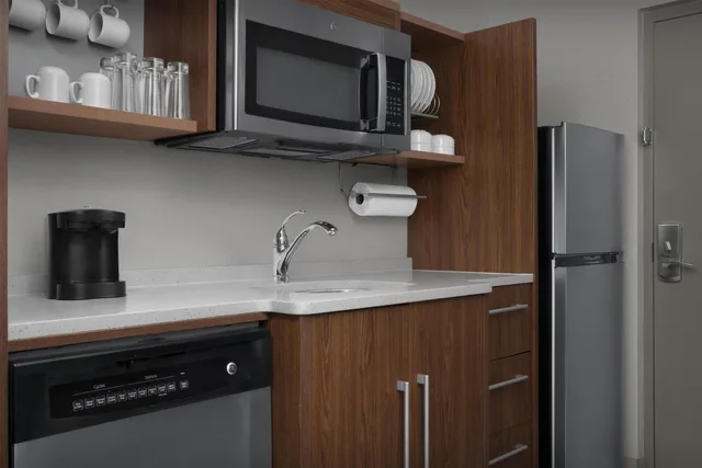 جناح بسرير كينج بغرفة نوم واحدة مع أريكة، Home2 Suites By Hilton Florida City Fl 4/7