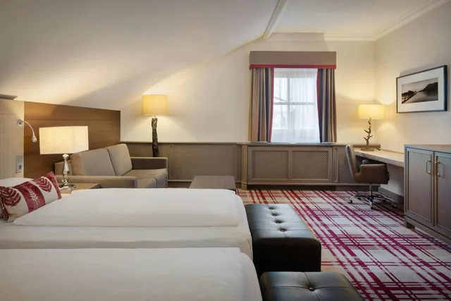 Guest Room, Classic, Twin Beds, Street View، Arabella Jagdhof Resort am Fuschlsee, a Tribute Portfolio Hotel 2/8
