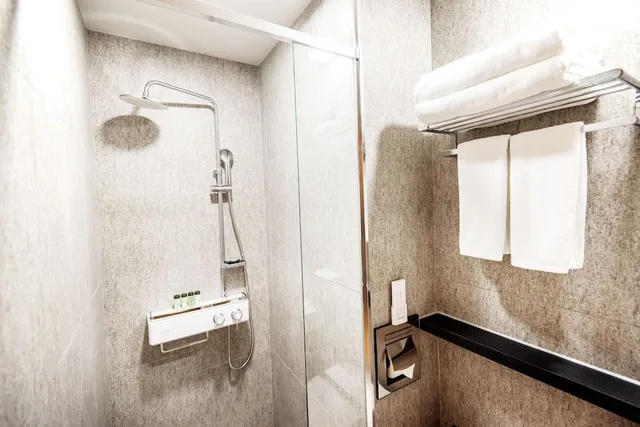 Deluxe, Family, 1 Double and 1 Single Bed, Hotel Intrada Icheon 7/10