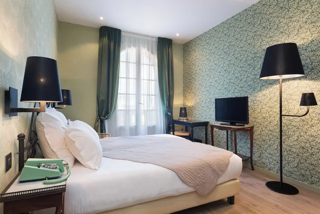 Classic, Double Bed, Hotel Le Grimaldi by HappyCulture 8/10