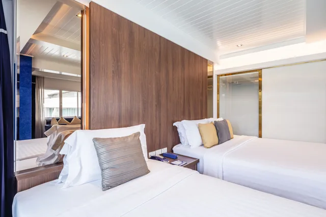 غرفة عائلية بسرير مزدوج وسرير فردي، The Cruise Hotel 1/10