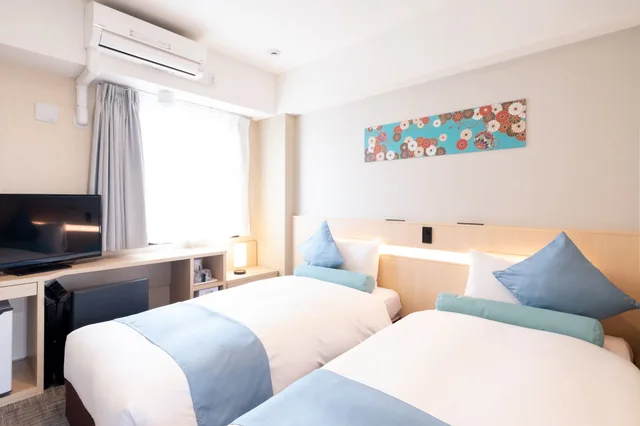 غرفة بسريرين منفصلين، Shinsaibashi-Higashi Crystal Hotel 3/7