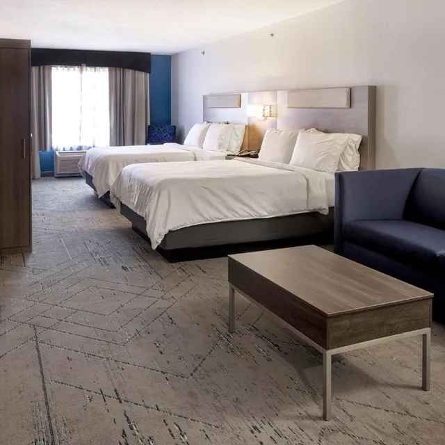 جناح لذوي الإعاقة، Holiday Inn Express Hotel And Suites Festus South St Louis 1/5