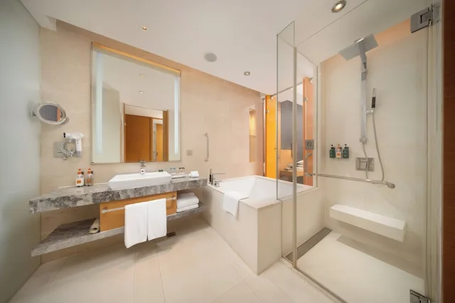 غرفة قياسية بسريرين مزدوجين مع دخول صالة النادي، CROWNE PLAZA YANGZHOU 8/8
