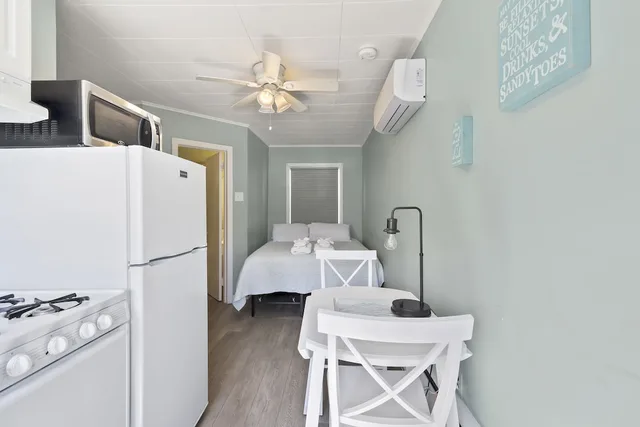 كوخ بسرير كوين، The Inn at Ocean Grove 4/6
