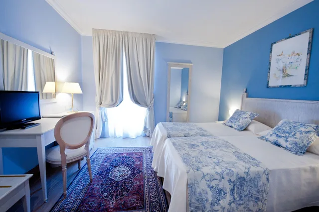 غرفة شهر العسل بسرير مزدوج، Ostuni Palace 2/5