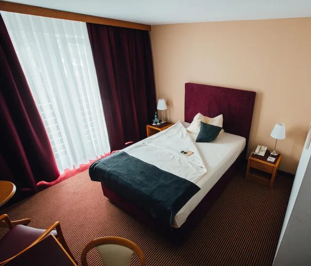 غرفة بريميوم بسرير مزدوج، HK Hotel Dusseldorf City 2/8