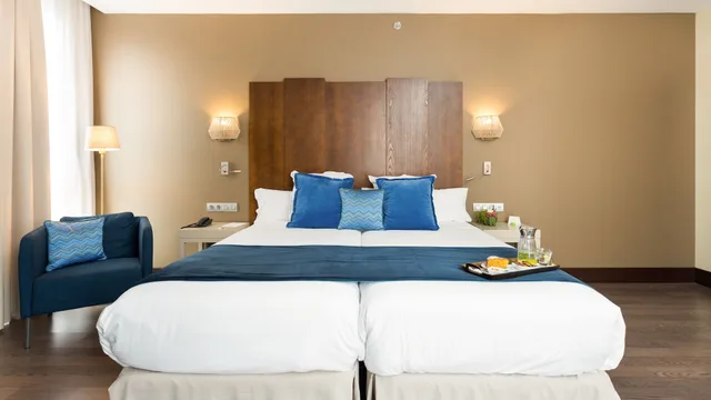 غرفة تنفيذية ثلاثية بثلاثة أسرّة، LA LAGUNA GRAN HOTEL 4/6