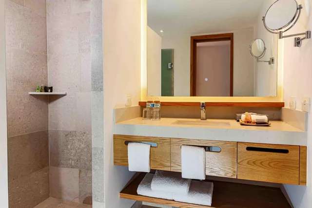 غرفة سوبيريور بسرير مزدوج، Sunset Plaza Beach Resort 4/4