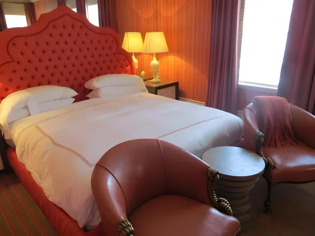 غرفة تُحدَّد عند الوصول، Maison 140 Hotel 2/2