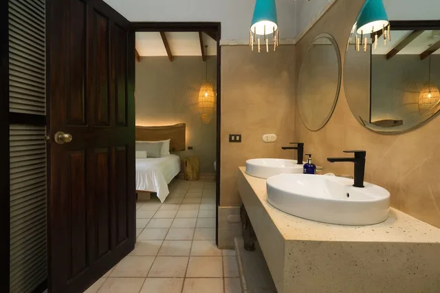 3 Bedrooms, Luxury, Villa, King Bed, 2 Queen and Twin Beds, Private Pool, Cala Luna Boutique Hotel and Villas 3/3