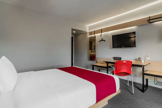 غرفة بسرير كوين، City Express by Marriott Queretaro Jurica 1/6