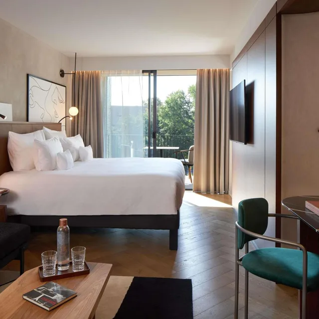 غرفة تنفيذية بسرير كينج بشرفة، L Esquisse Hotel & Spa Colmar - MGallery Collection 6/10