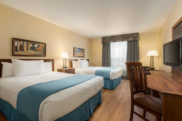 غرفة بسريرين كوين، Days Inn By Wyndham Levis 1/3