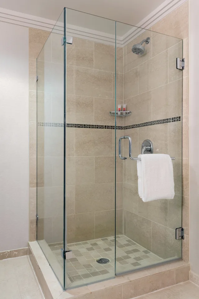 غرفة سوبيريور بسرير كينج، Loews Atlanta Hotel 3/3