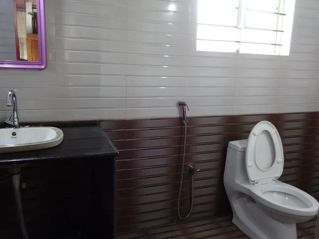 غرفة سوبيريور ثلاثية بسرير كوين وسرير فردي، MADIKERI HERITAGE 2/2