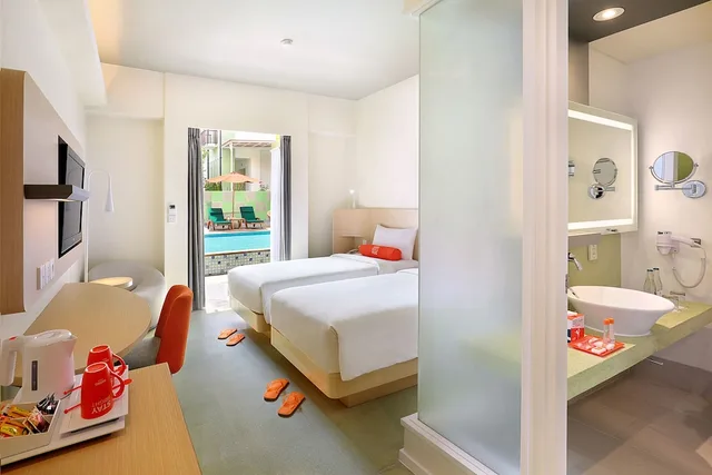 Harris Unique Pool Access, HARRIS Hotel Kuta Tuban 4/4