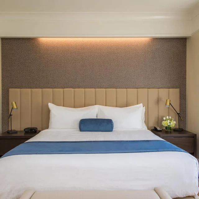 غرفة بسرير كينج بإطلالة على الحديقة، The Abbey Inn & Spa 2/5