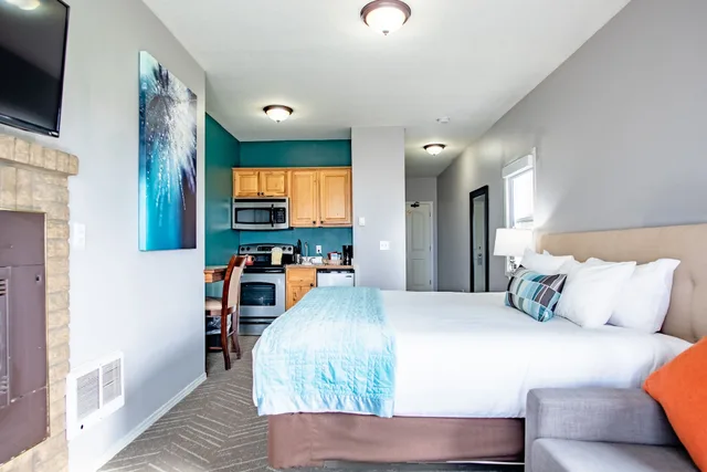 Spa, Suite, King Bed, Ocean Front, Sofa، Inn at the Prom 4/7