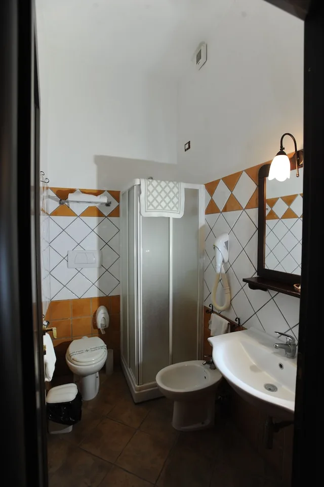 غرفة ثلاثية بسرير مزدوج وسرير فردي، Hotel Alle Pendici 1/1