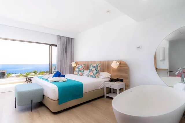 جناح سوبيريور، Hotel Costa Calero Thalasso Spa 8/10