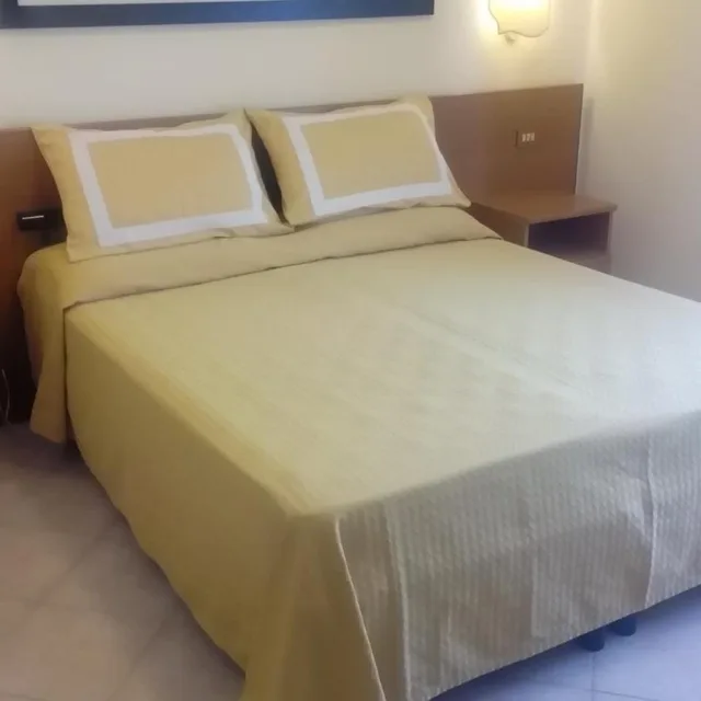 غرفة بسرير مزدوج بشرفة، Hotel Astor Victoria 4/5